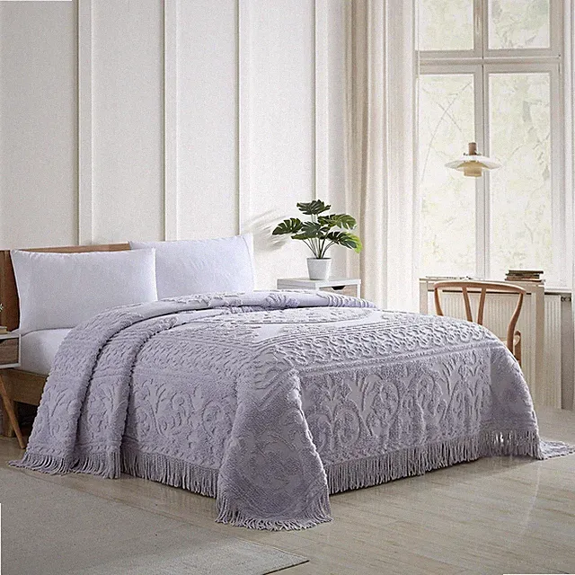 Beatrice Home Fashions Medallion Chenille Bedspread, Twin, Lavender