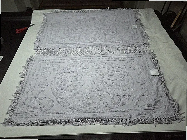 Beatrice Home Medallion Chenille King Size Pair Lavender Pillow Shams NEW