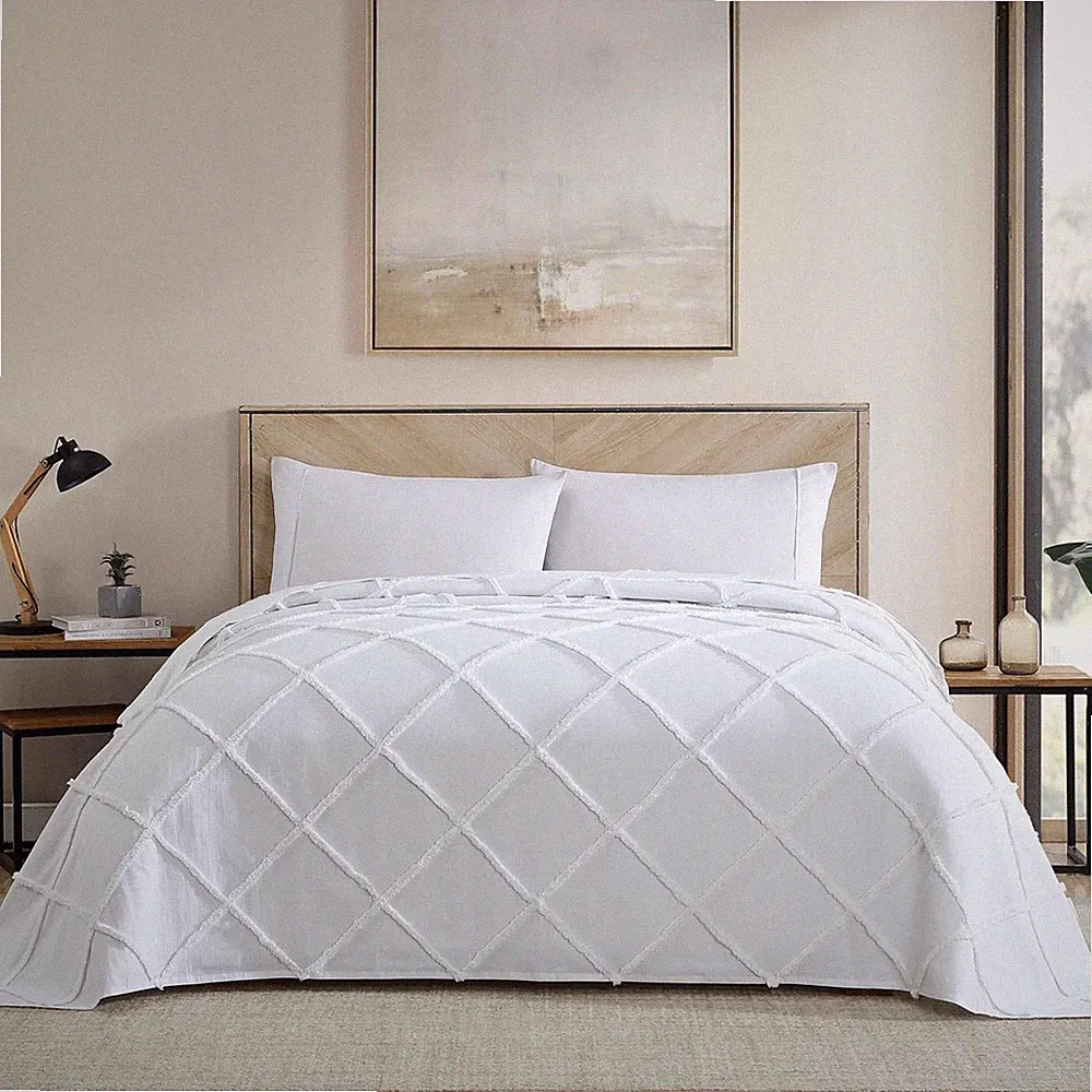 Diamond 100% Cotton Chenille Bedspread, Full, White