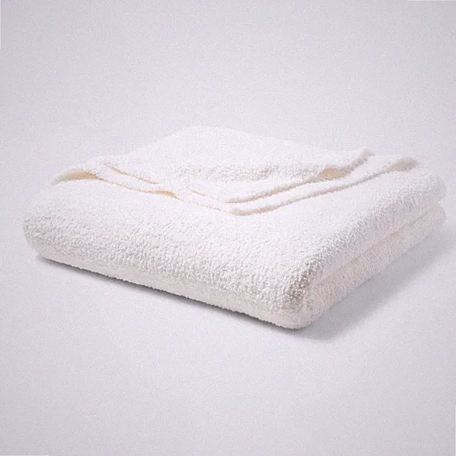 Full/Queen Cozy Chenille Bed Blanket White - Threshold