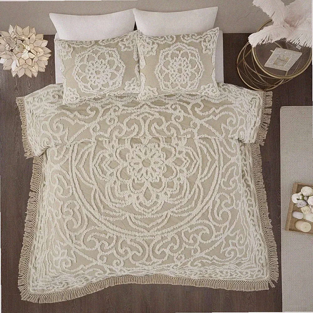 Laetitia Lightweight 100% Cotton Quilt Set, Breathable Chenille Tufted, Shabb...