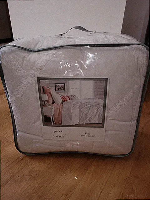 Peri Home Chenille Lattice King Comforter Set White With 2 King Shams