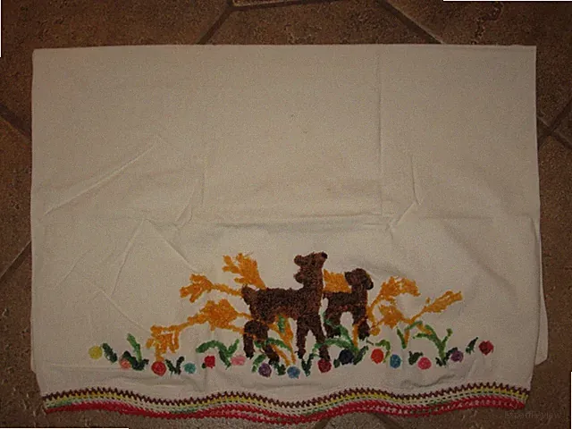 Vintage Chenille Mom Deer & Baby Fawn- Flowers- Pillowcase- Cotton 20" x 26"