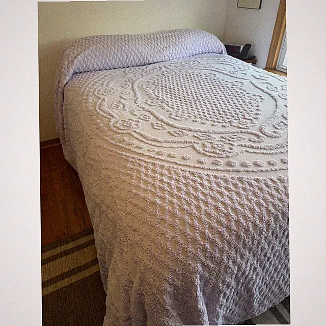 Vintage Lavender Chenille Bedspread Set Medallion 3pc Queen/Full Shabby Chicl
